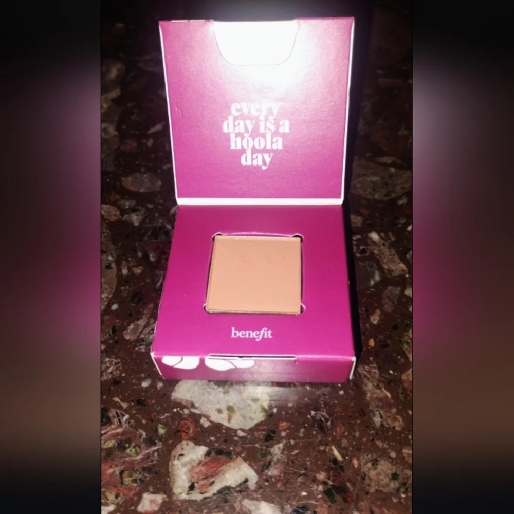 Benefit Cosmetics Original Hoola Powder Bronzer 1.8g  NEW